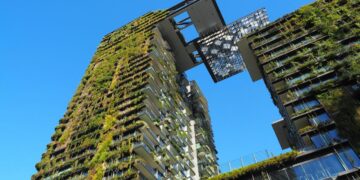 Buildings for Climate Change Involve Resilient and Regenerative